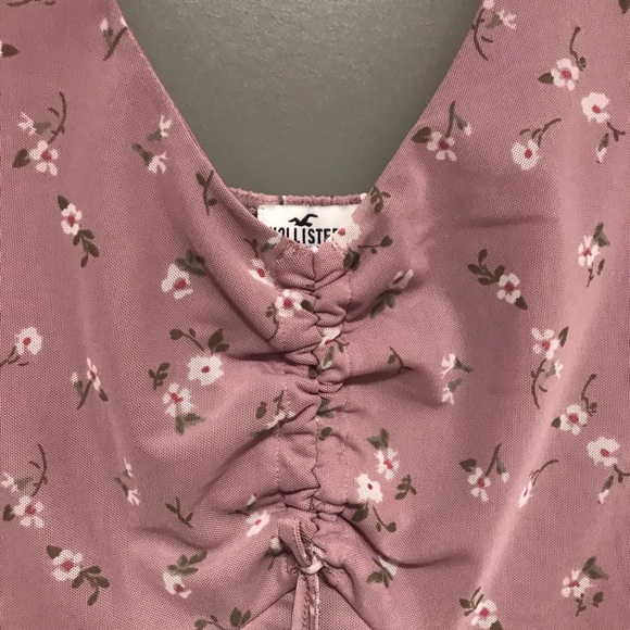 Hollister Cinch-Front Cap-Sleeve in Size Small - Picture 3 of 5